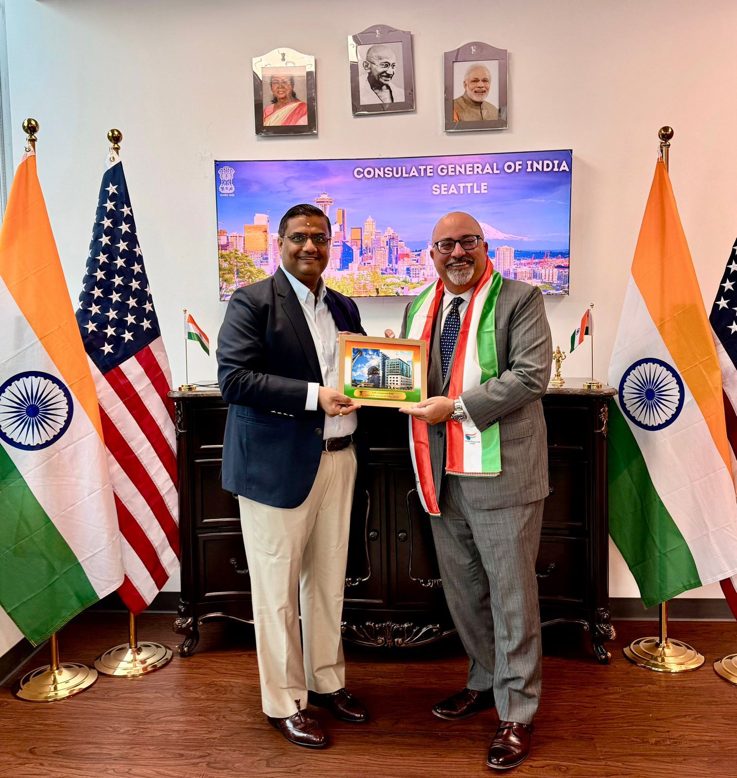  Good to welcome Amb. Atul Keshap, President, U.S-India Business Council to the Indian Consulate premises in Seattle today!
( 13 November 2025, Seattle )