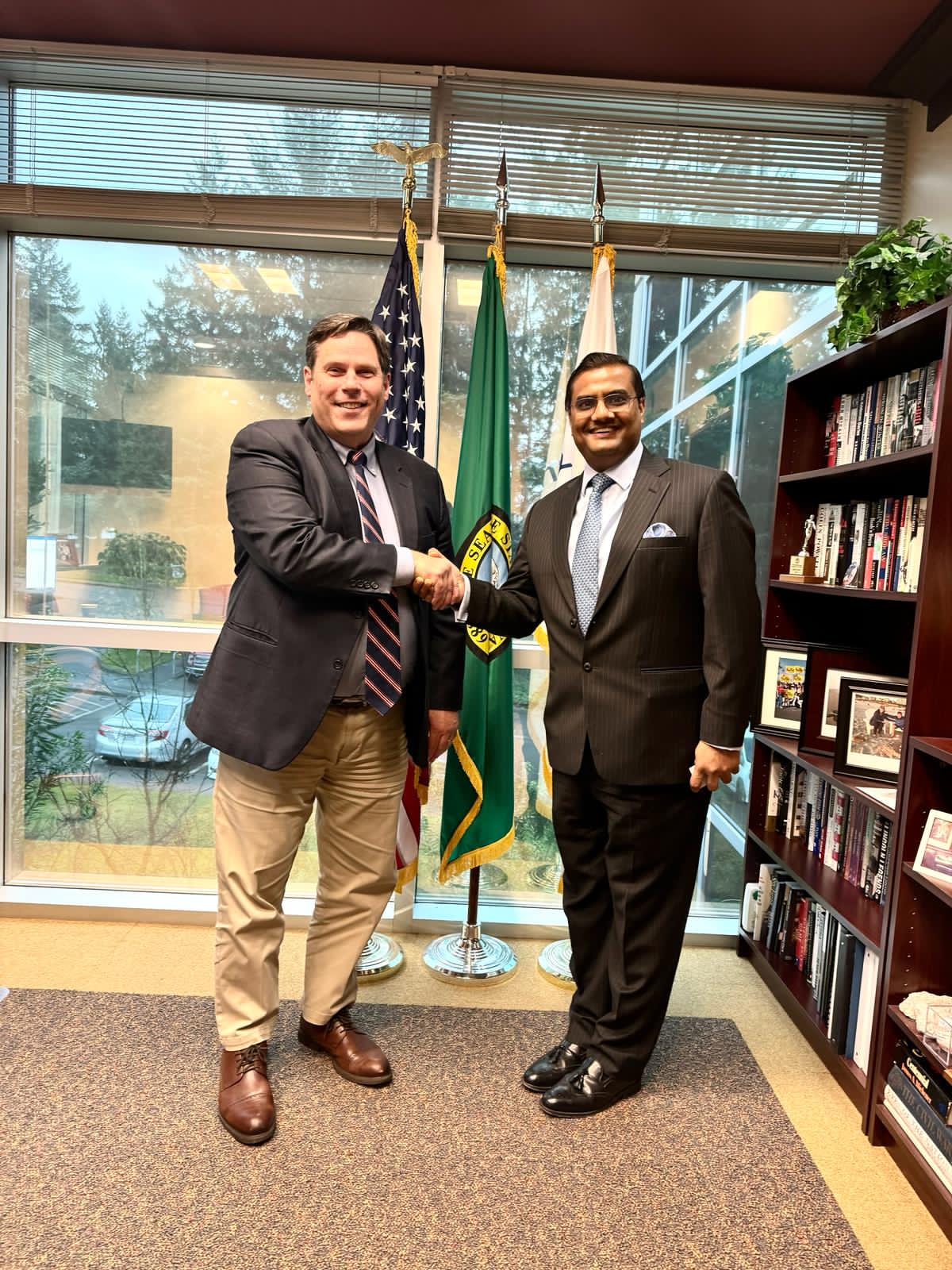  Meeting with Mr Jim Ferrell, Mayor of City of Federal Way