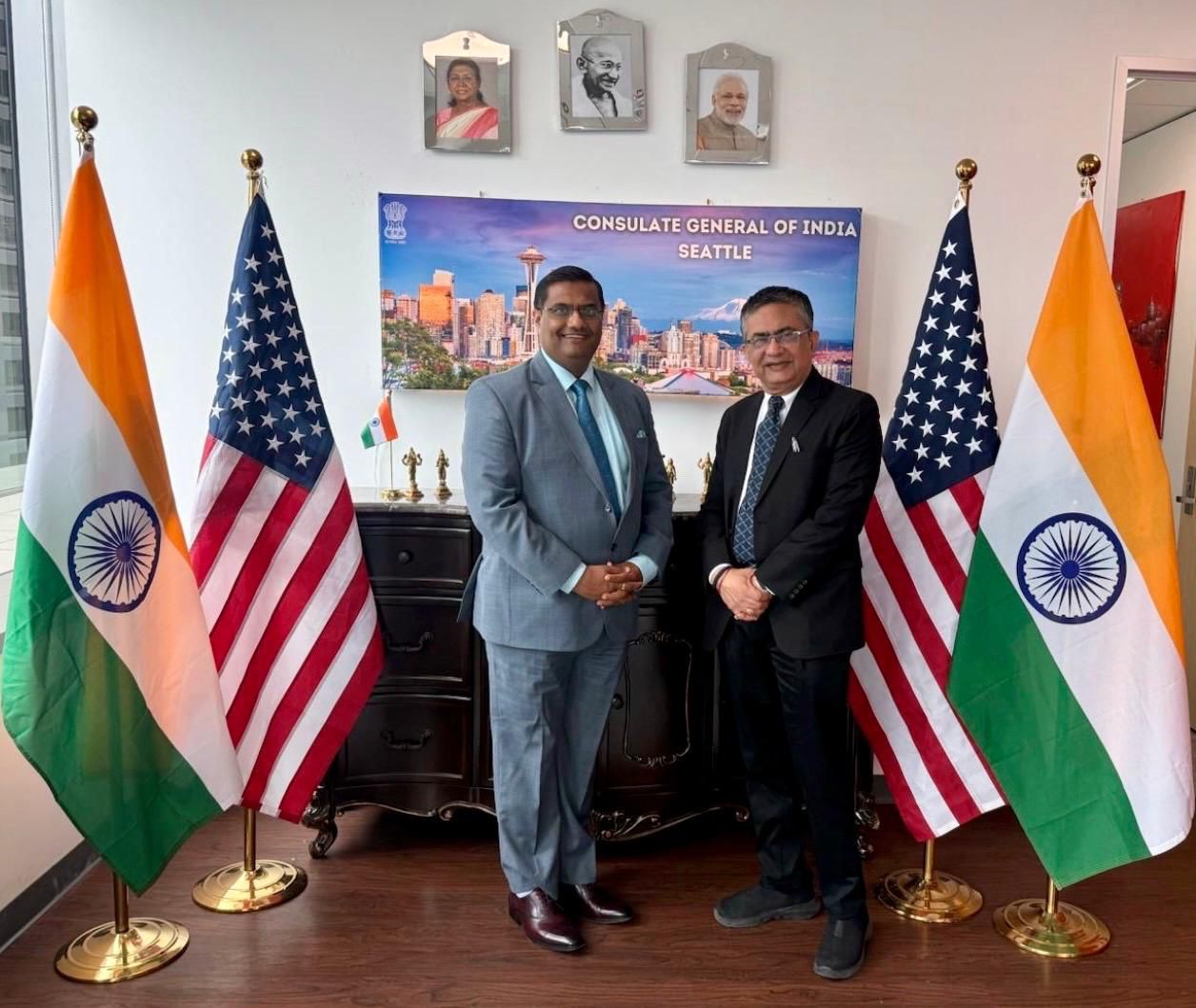  Good to receive Shri Ashish Chauhan, MD & CEO of National Stock Exchange of India at the Consulate ( 21 April 2026, CGI Seattle)