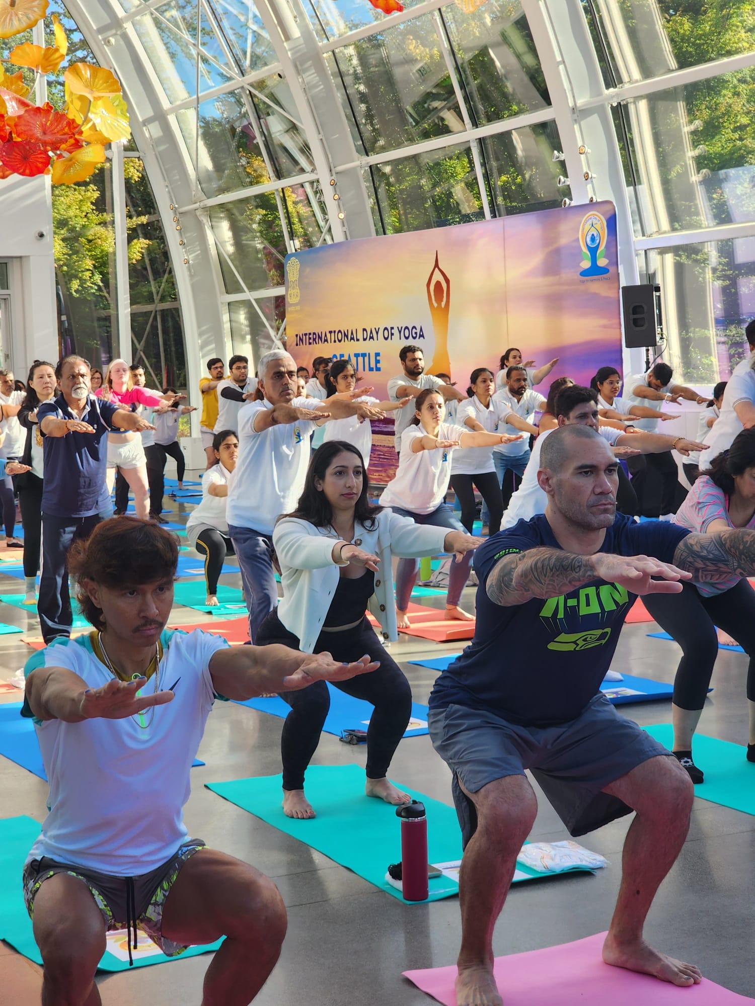  10th International Day of Yoga (IDY)
celebrations at the iconic Chihuly
Garden and Glass in Seattle!