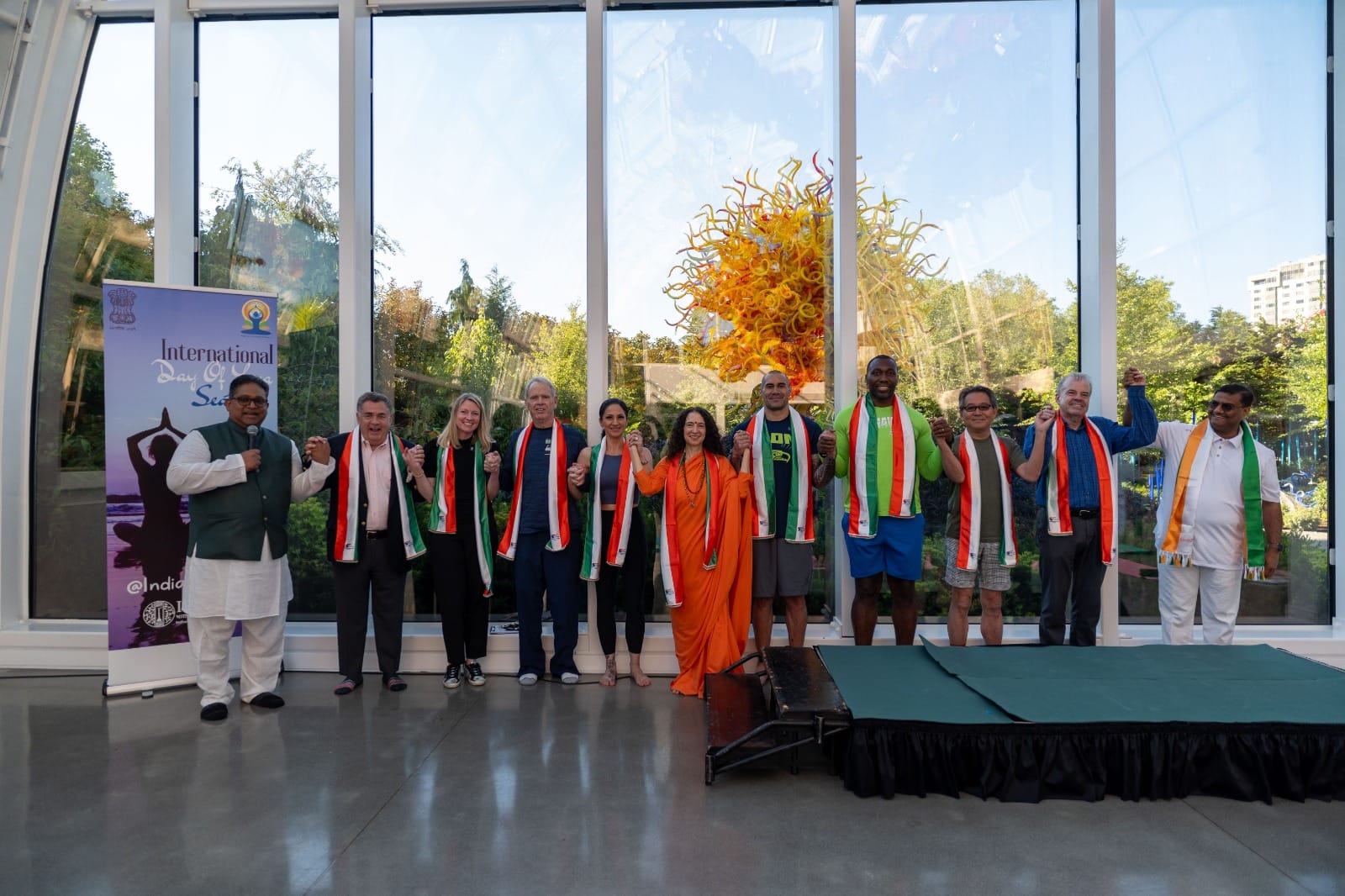  10th International Day of Yoga (IDY)
celebrations at the iconic Chihuly
Garden and Glass in Seattle!