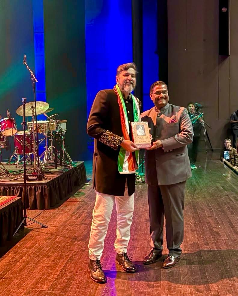  Music for Peace: A Tribute to Mahatma Gandhi !