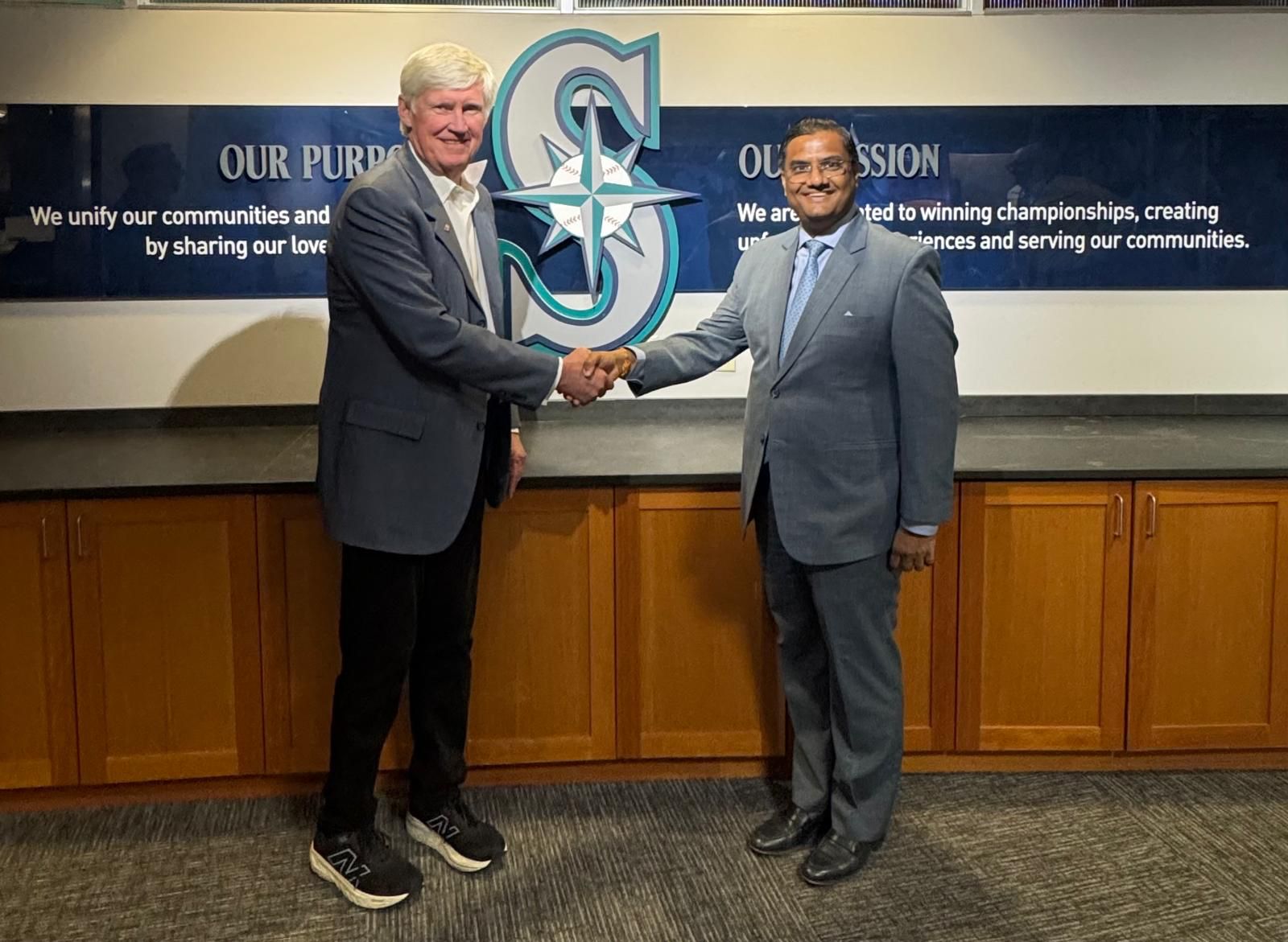  Meeting with John Stanton
Chairman & Managing Partner of Seattle Mariners ( 1 May 2025, Seattle )