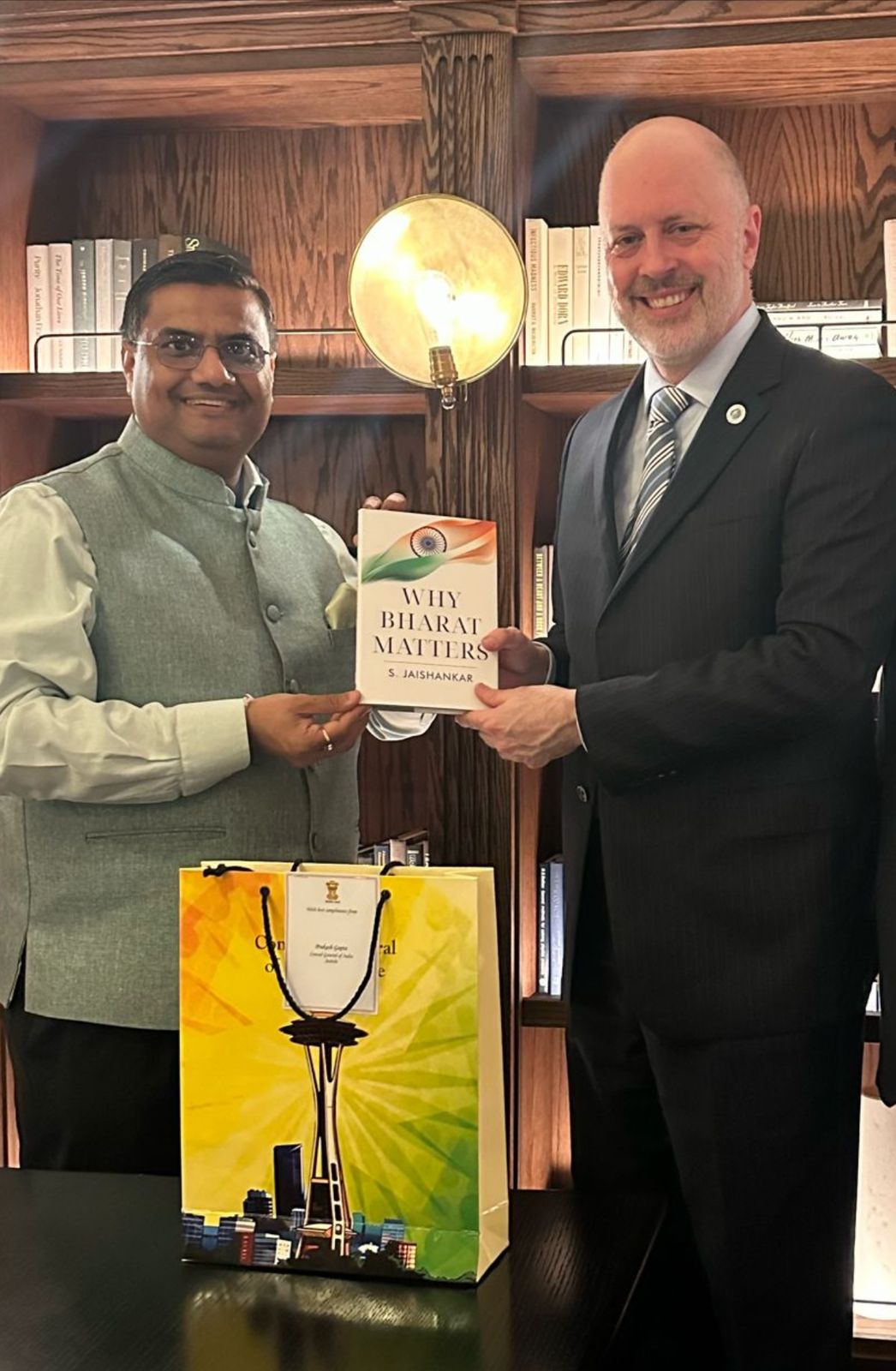  Meeting with Seattle City Council Member Robert Kettle ( 8 April 2024)