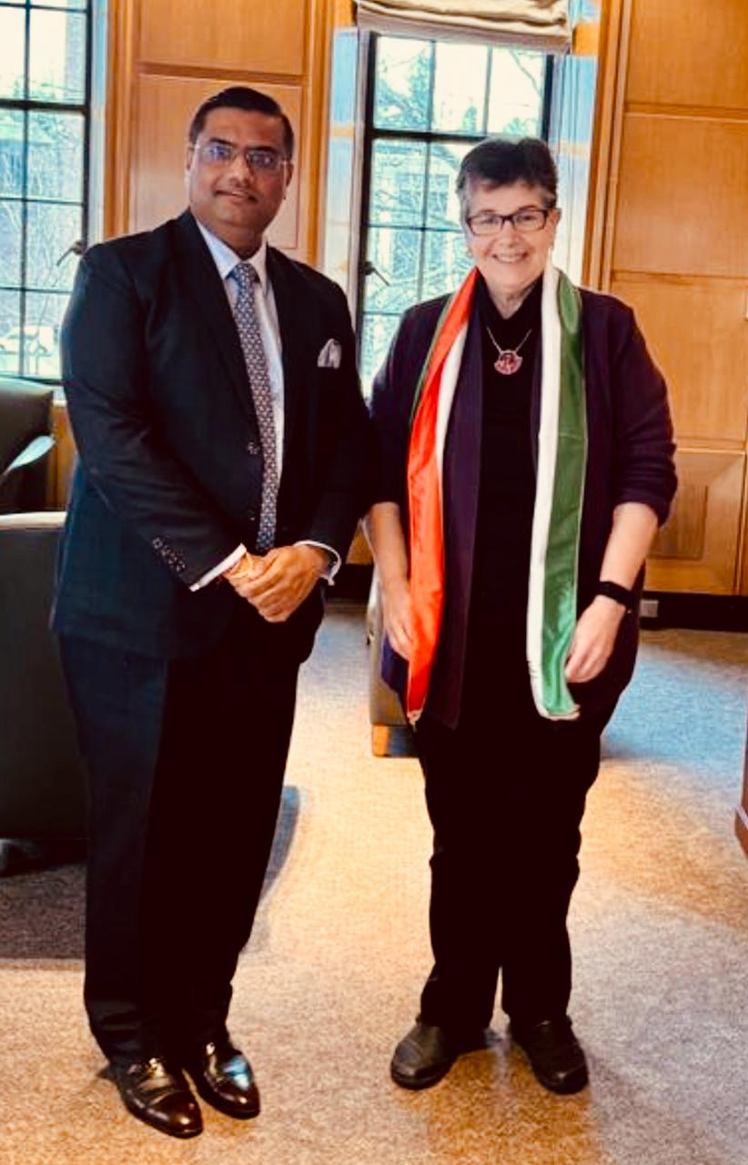  Meeting with President of University of Washington,  it’s faculty and Indian students 