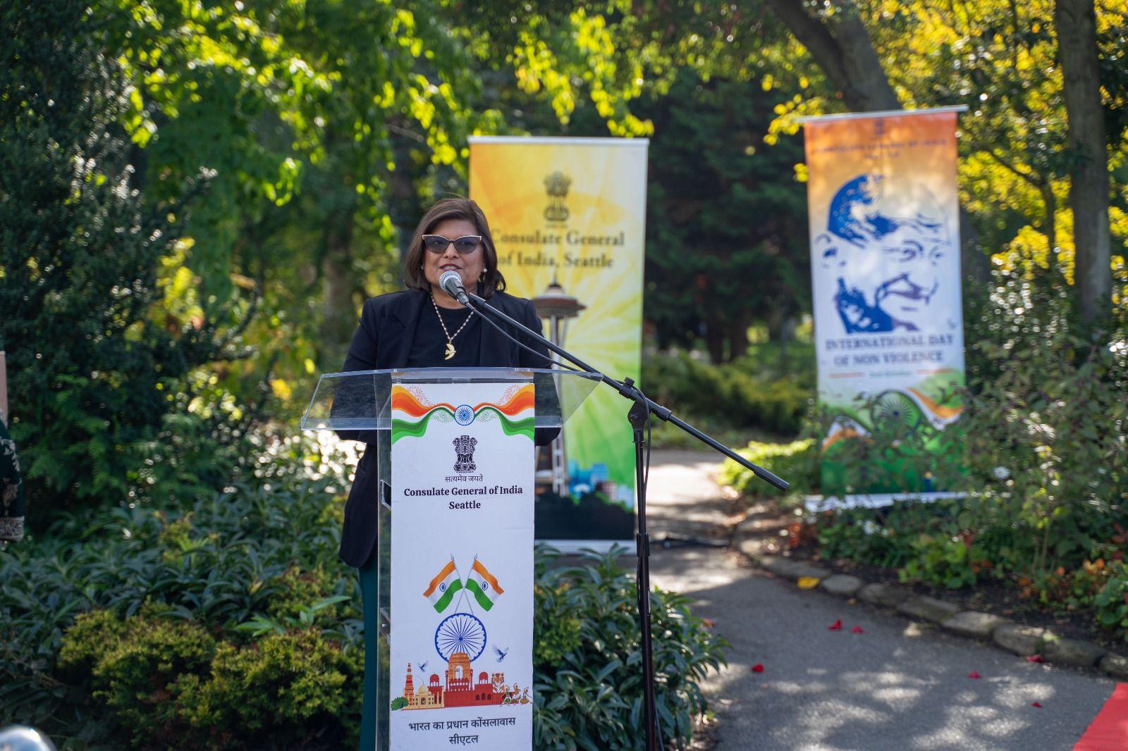  Washington State Senator Vandana Slatter addressing the Gandhi Jayanti Celebration (02 October 2025, Seattle Center)