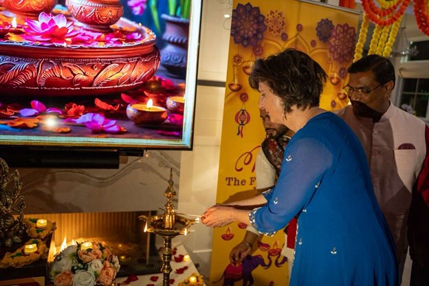 Mayor of Bellevue lighting the traditional lamp at Diwali Reception (15 October 2025, Bellevue)  Mayor of Bellevue lighting the traditional lamp at Diwali Reception (15 October 2025, Bellevue)