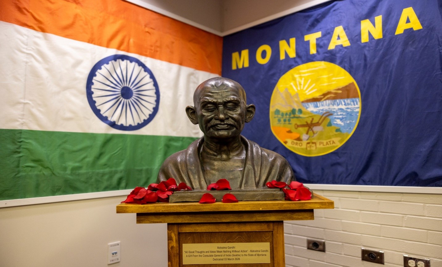  Hon’ble Governor Greg Gianforte Unveils the First Bust of Mahatma Gandhi in Montana (03 March 2026)