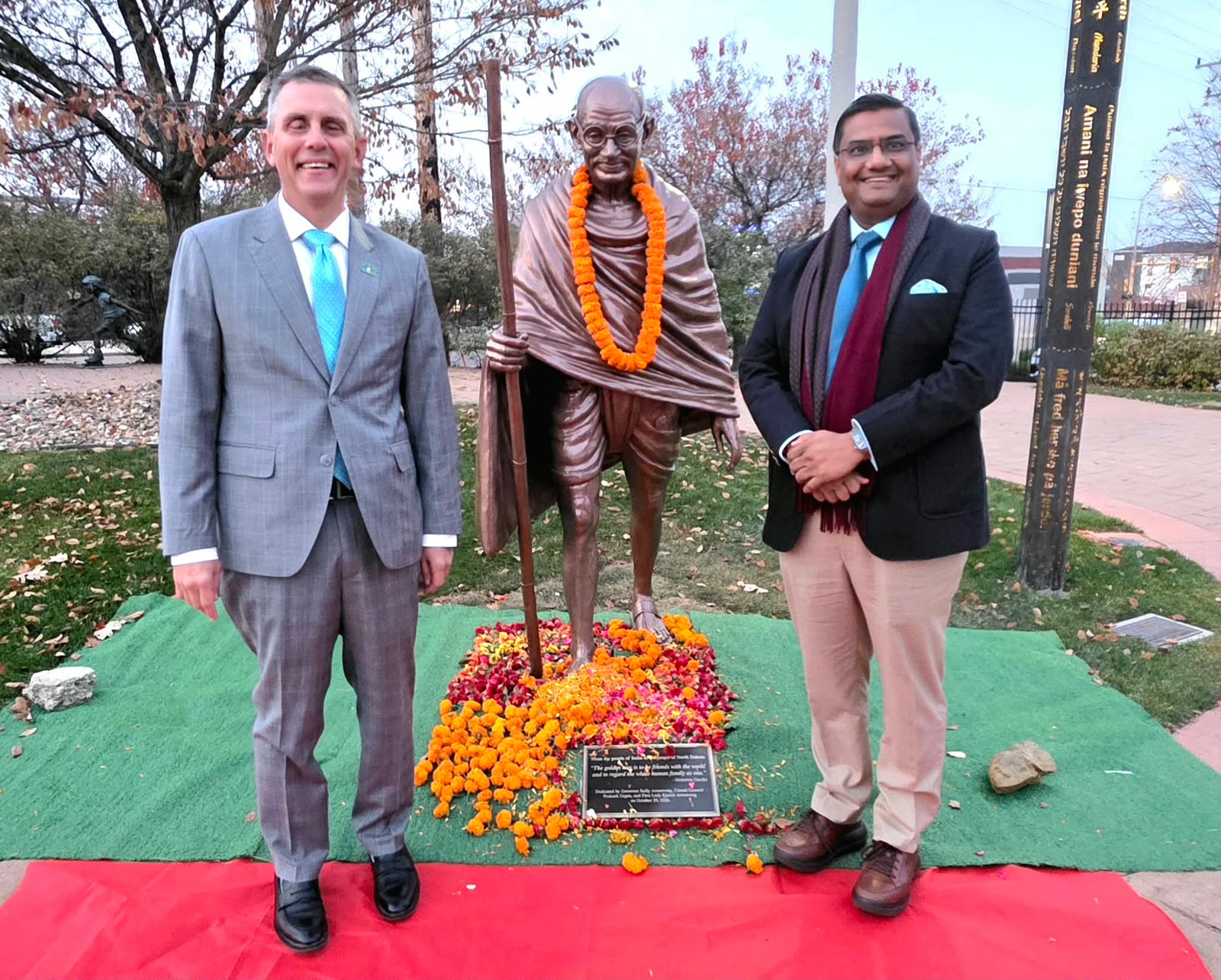  Good to welcome Hon’ble Kelly Armstrong, Governor of North Dakota, to the newly unveiled Mahatma Gandhi Monument