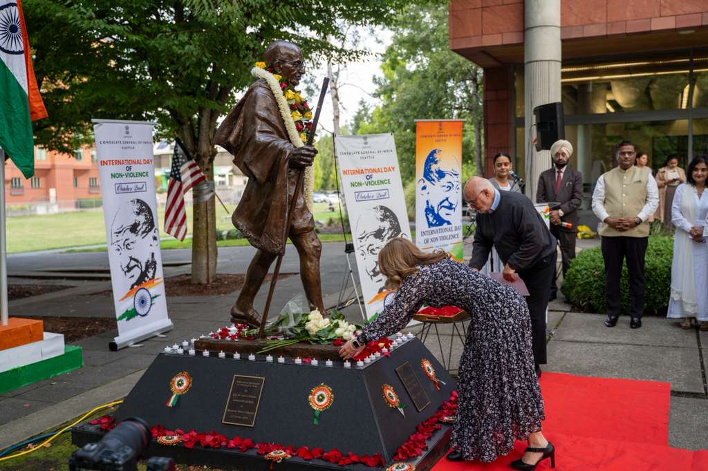  Celebration of Gandhi Jayanti and International Day of Non-Violence at Bellevue Public Library

