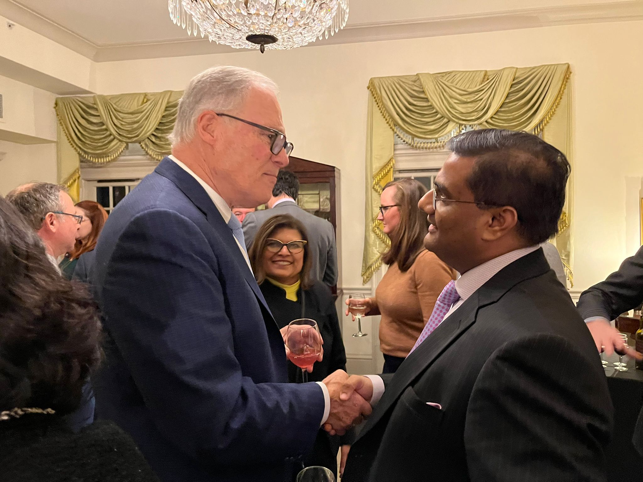  Meeting at Reception with Governor of Washington H.E Jay Inslee