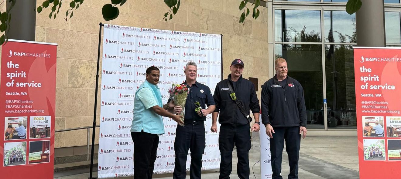  BAPS Charities Walkathon Flagoff Ceremony with Mayor of Redmond  ( 31 May 2025, Redmond City Hall)
